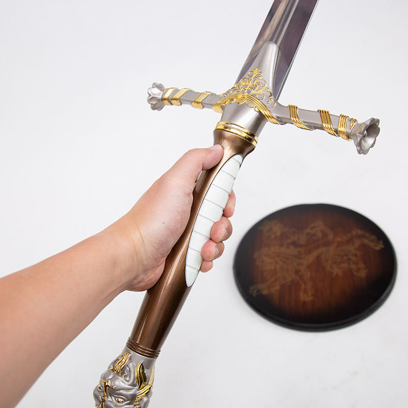 Oathkeeper — Sword of Brienne of Tarth | House Lannister & House Stark Sword - Image 2