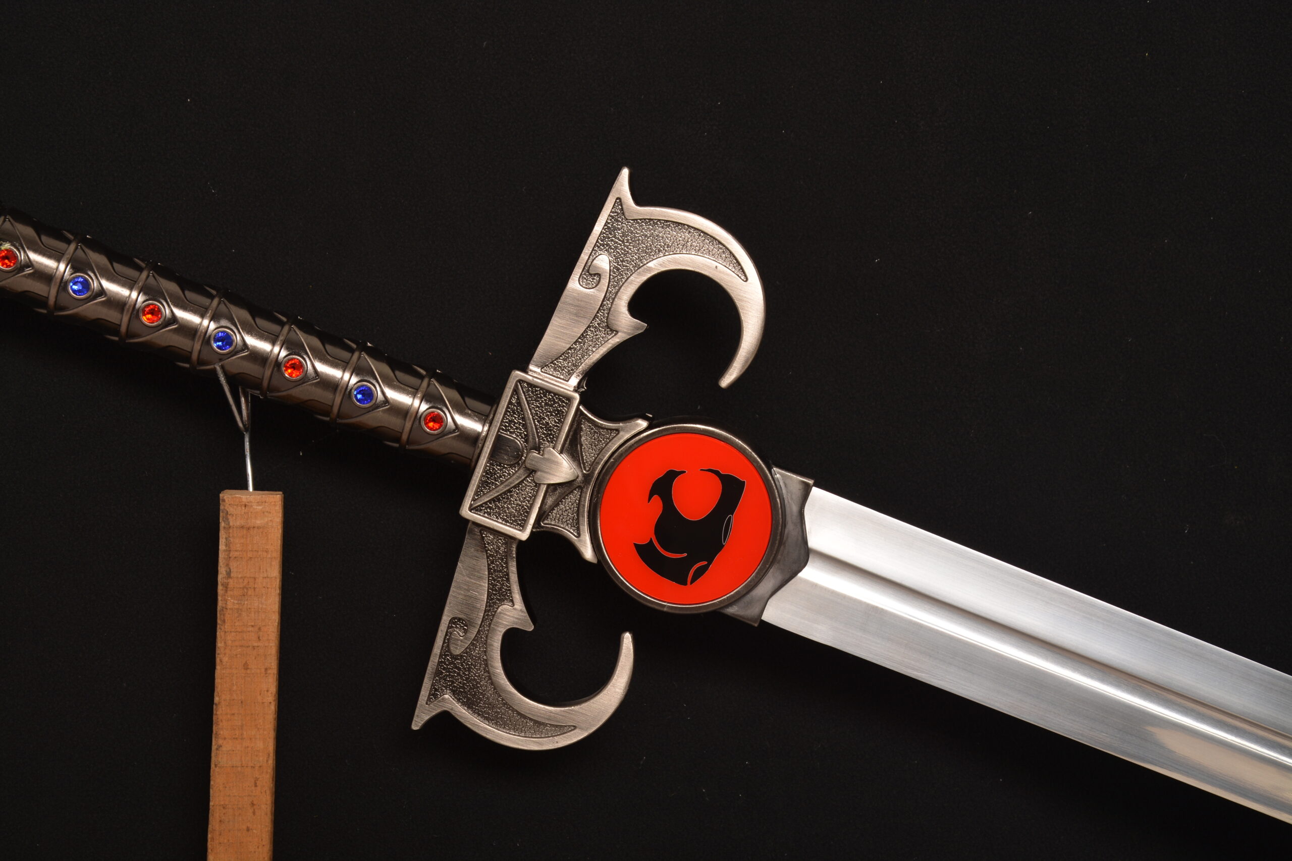 ThunderCats Lion-O Sword of Omens – Full Metal Display Sword