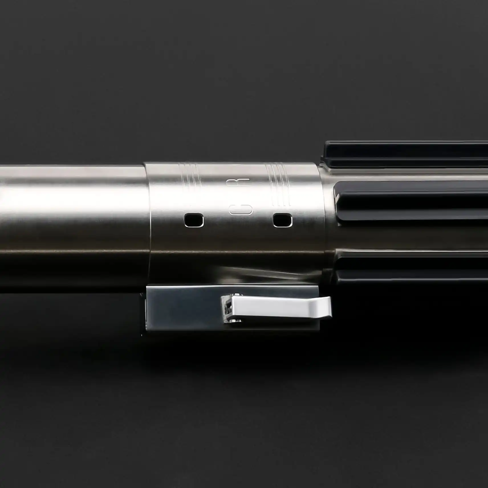 Anakin Skywalker Lightsaber - Graflex EP7 7 Anakin Skywalker Lightsaber - Graflex EP7 - Image 7