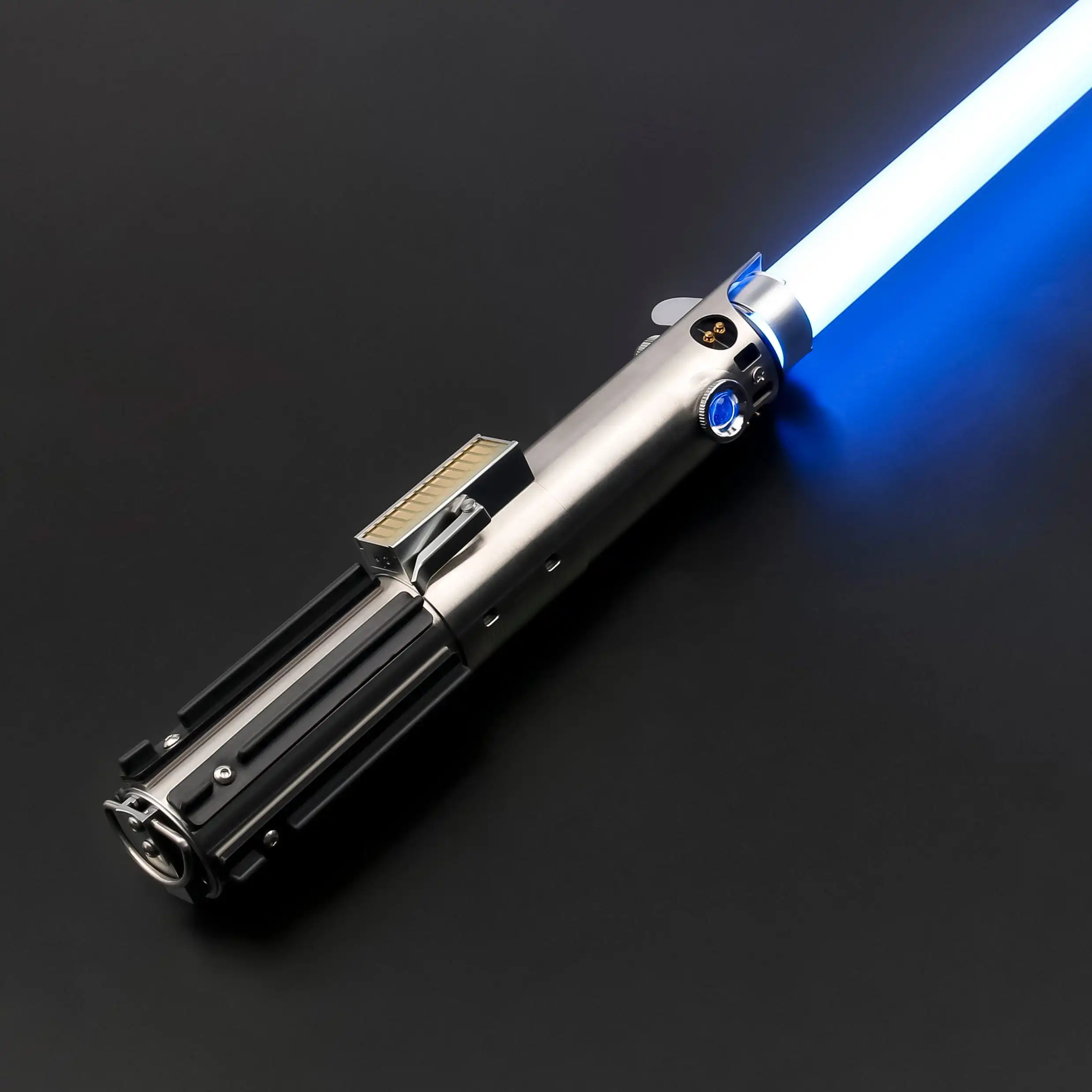 Anakin Skywalker Lightsaber - Graflex EP7 1 Anakin Skywalker Lightsaber - Graflex EP7