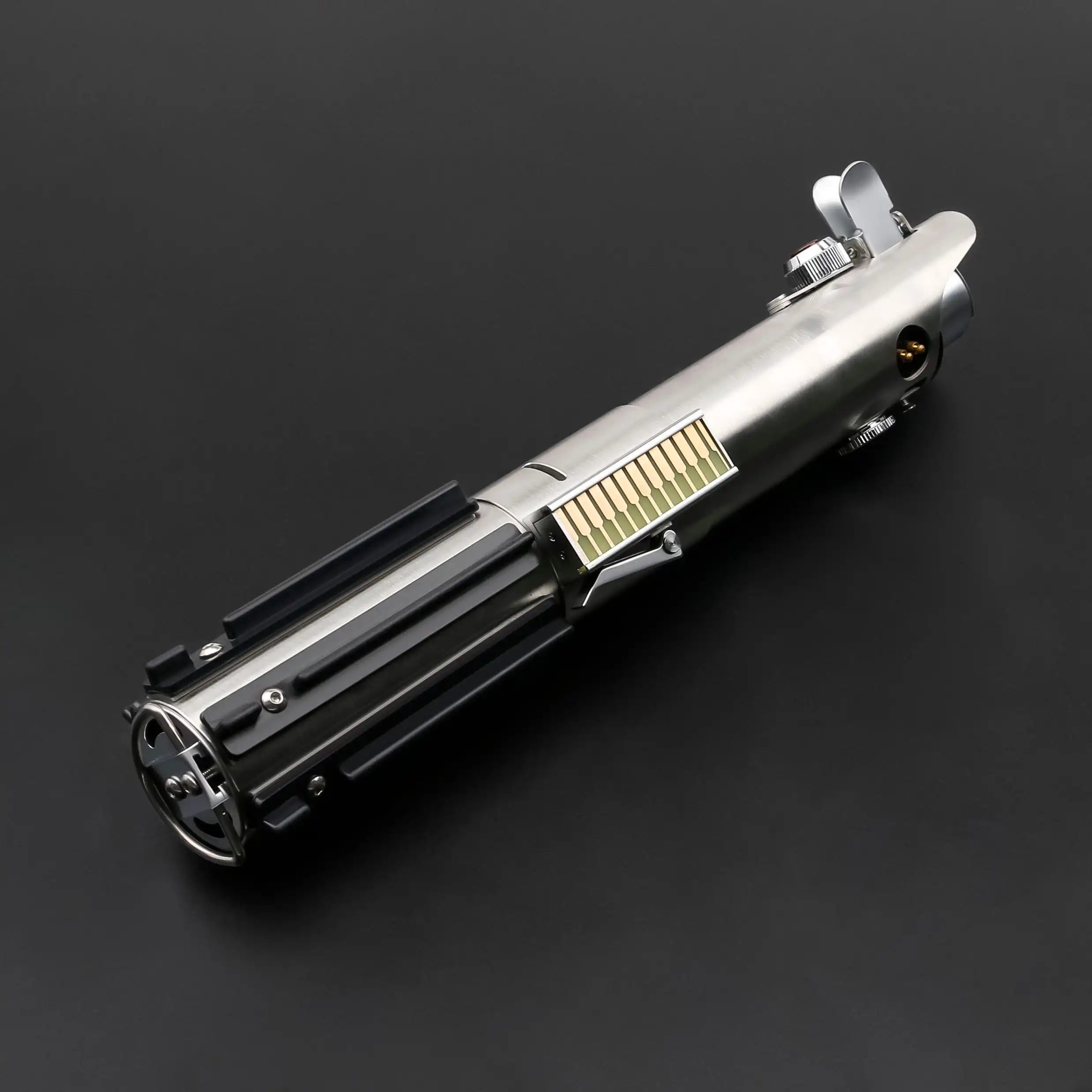 Anakin Skywalker Lightsaber - Graflex EP7 2 Anakin Skywalker Lightsaber - Graflex EP7 - Image 2